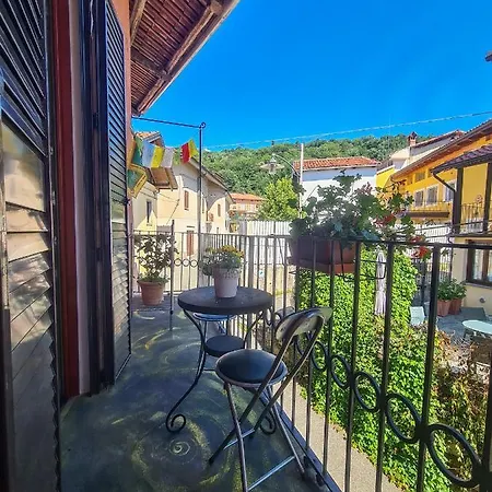 Casarosada Upstairs - Anima E Relax Vicino A Damanhur Gasthuis 3*