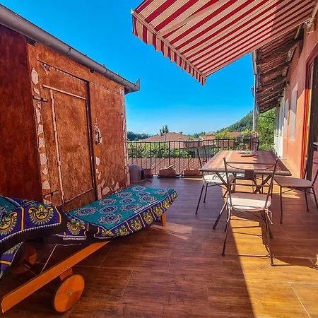 Maison d'hôtes Casarosada Upstairs - Anima E Relax Vicino A Damanhur