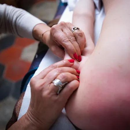 Maison d'hôtes Casarosada Upstairs - Anima E Relax Vicino A Damanhur 3*